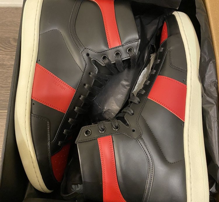 Saint Laurent Court Classic Bred Sl 10h Sneakers