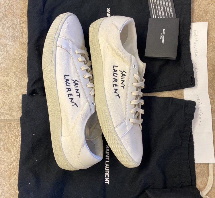 Saint Laurent Court Classic Low Cream Canvas Size 10