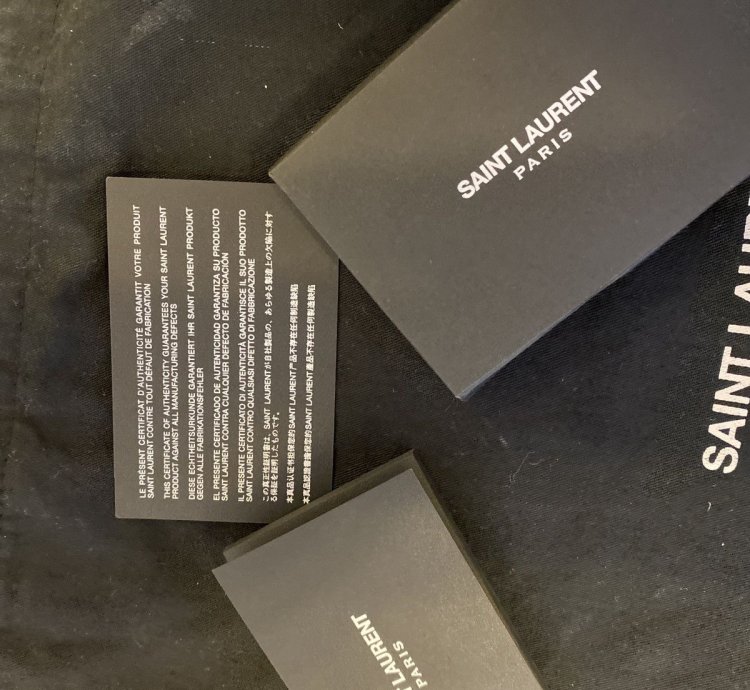 Saint Laurent Court Classic Low Cream Canvas Size 10