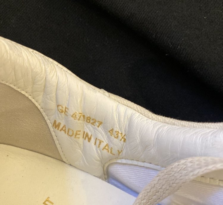 Saint Laurent Court Classic Low Cream Canvas Size 10