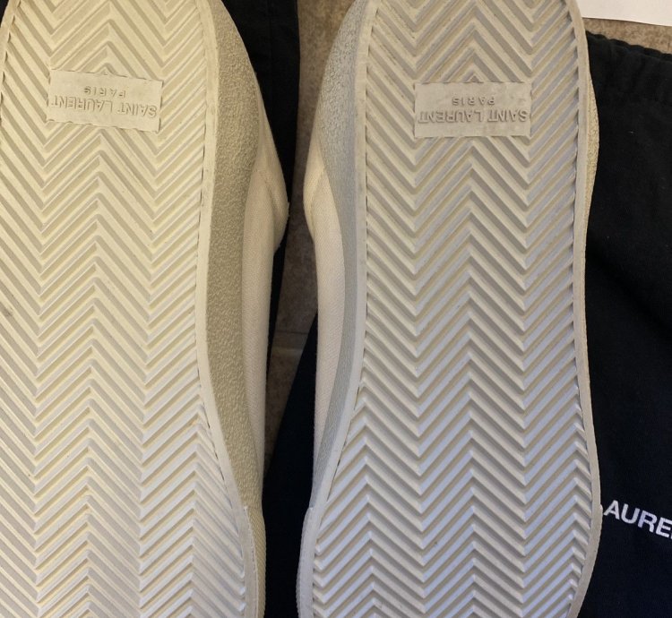 Saint Laurent Court Classic Low Cream Canvas Size 10