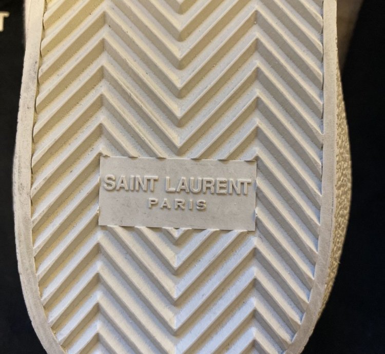 Saint Laurent Court Classic Low Cream Canvas Size 10