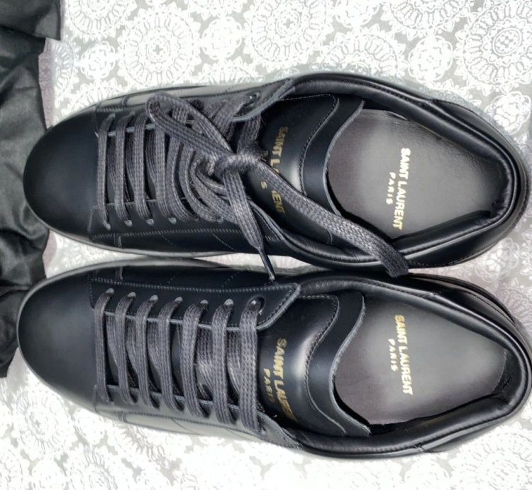 Saint Laurent Court Classic Sl 01 Low Top Sneaker