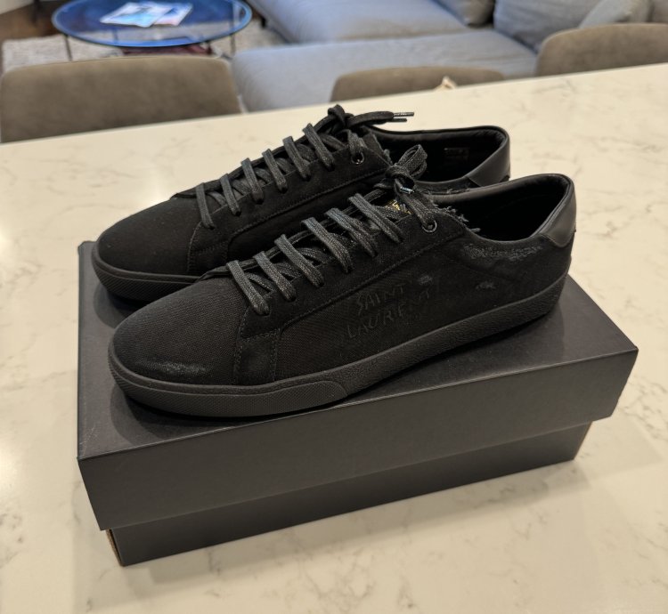 Saint Laurent Court Classic Sl 06 Sneakers