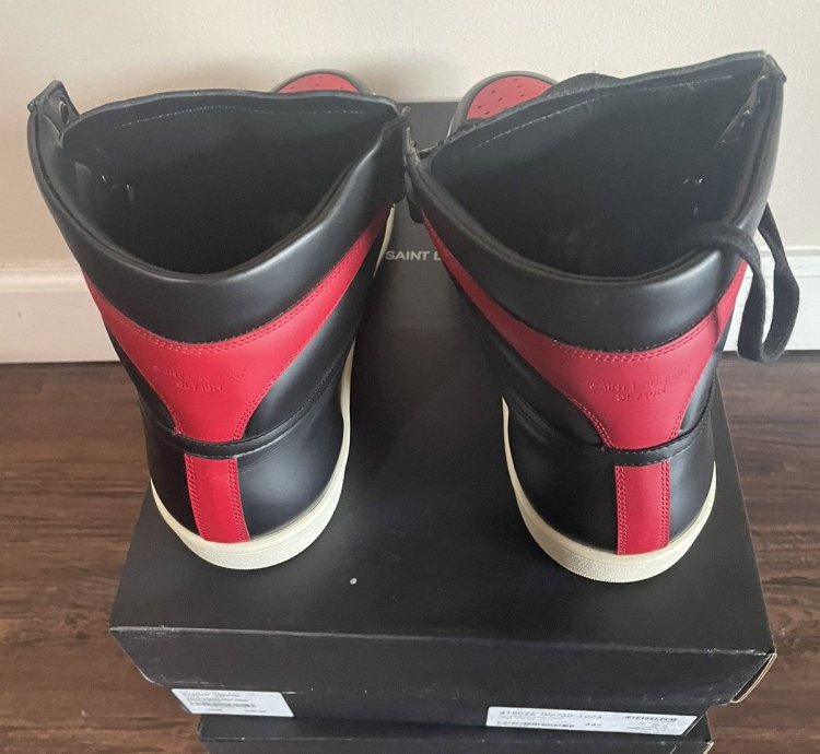 Saint Laurent Court Classic Sl10h