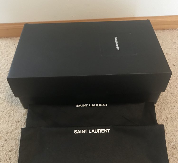 Saint Laurent Court Classic Suede Sl 06 Sneakers