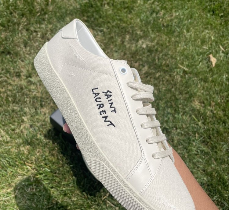 Saint Laurent Low Sneakers