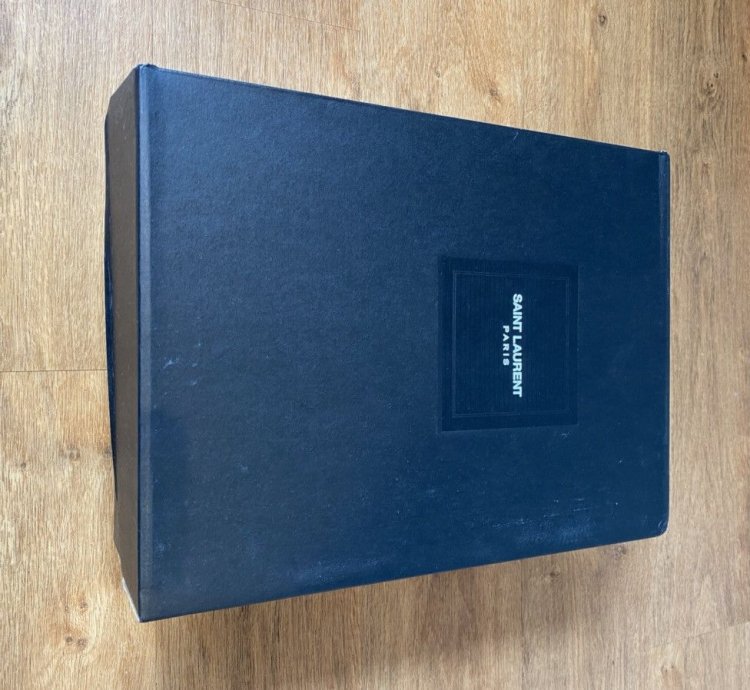 Saint Laurent Paris Sl10