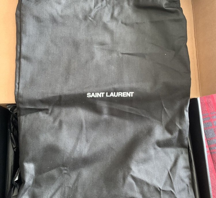 Saint Laurent Size 44 11