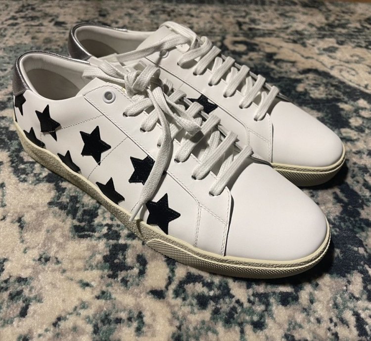 Saint Laurent Sl 06 Low Top Stars Sneaker