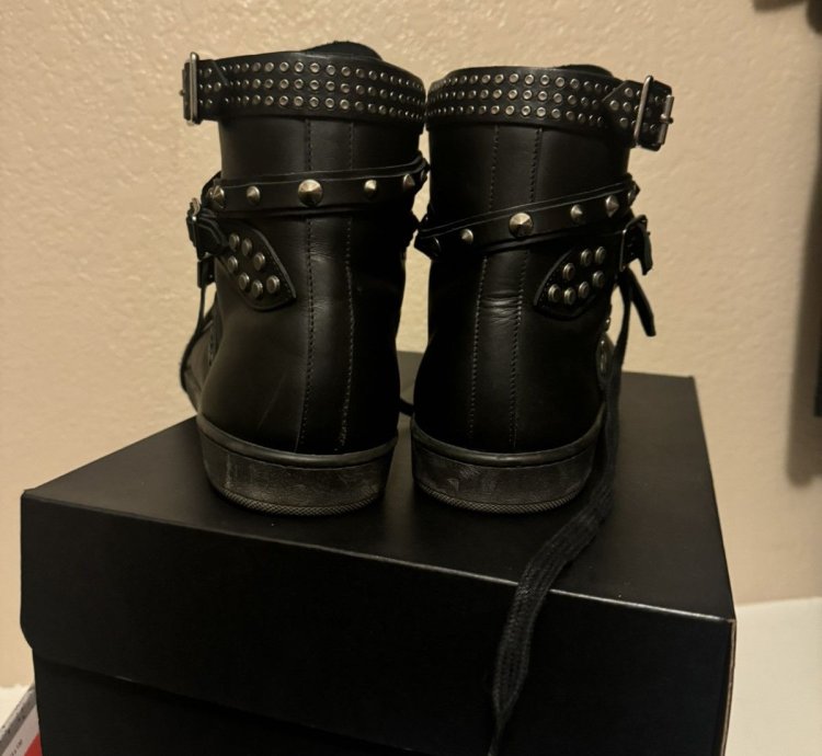 Saint Laurent Sl 16h Studded Hightops