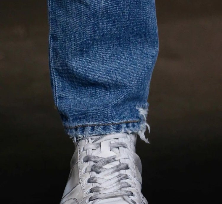 Saint Laurent Sl 37 Low Top Sneaker