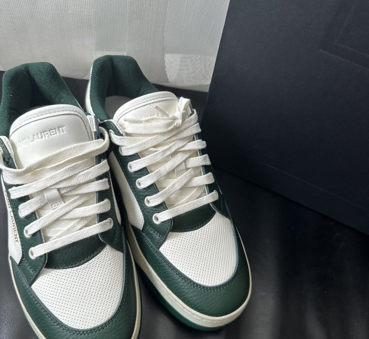 Saint Laurent Sl 61 Leather Low Top Sneakers White Green