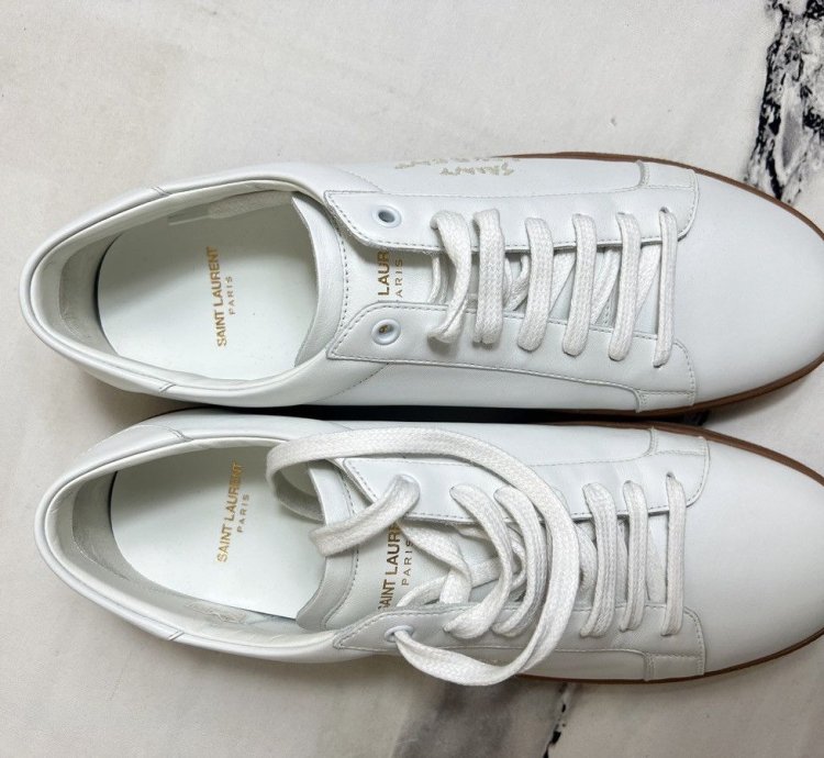 Saint Laurent Sl06
