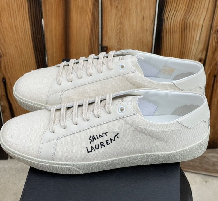 Saint Laurent Sl06 Court Canvas Signature Sneaker