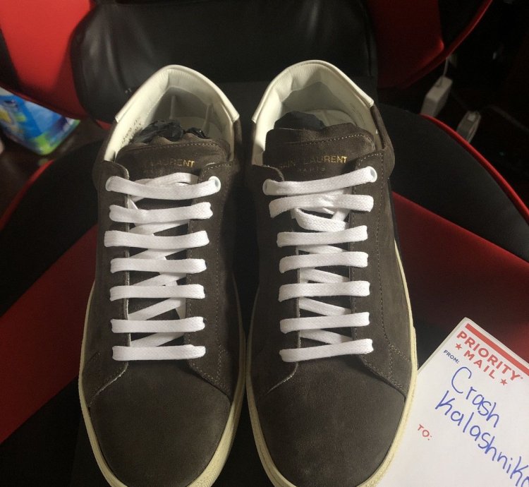 Saint Laurent Sl06 Low Sneakers