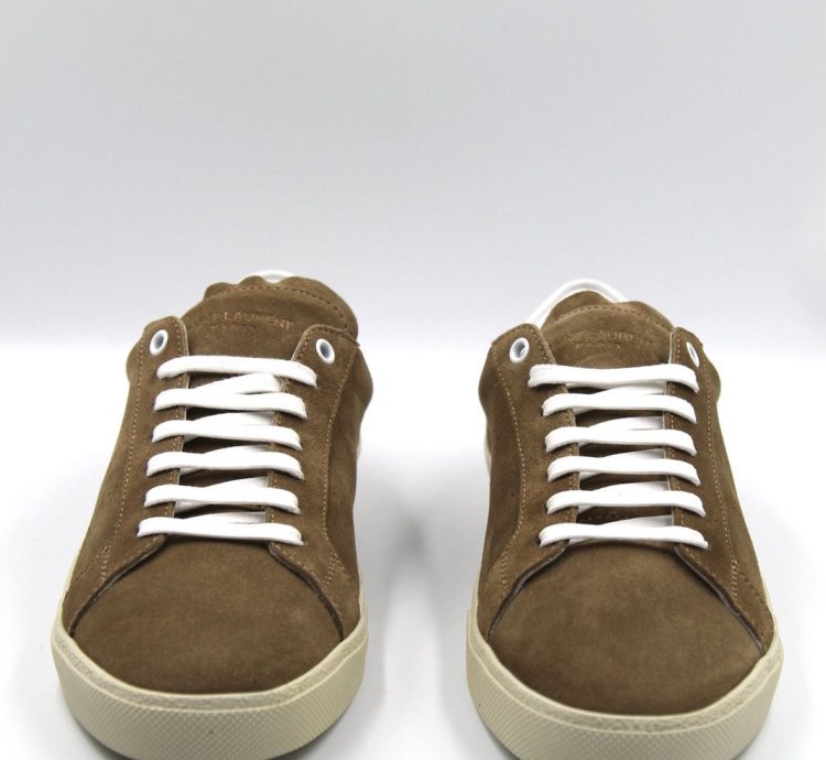 Saint Laurent Sl06 Low Top Sneakers
