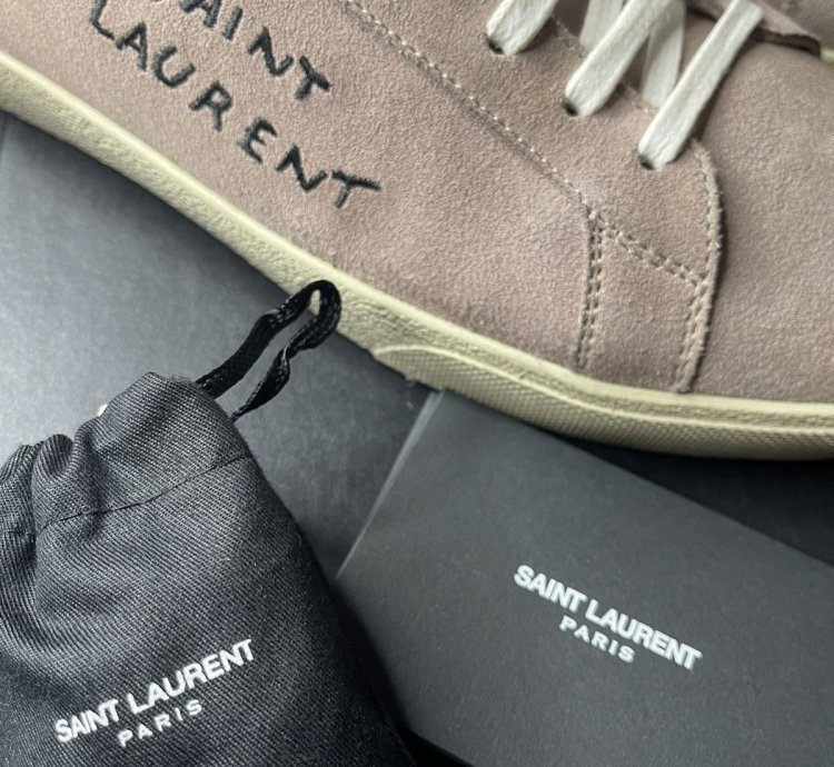 Saint Laurent Sl06 Rose Court Classic Signature Sneakers