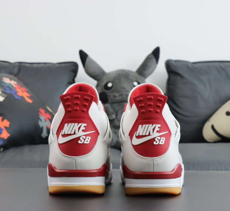 Nike Sb X Nike Air Jordan Varsity Red Dr5415-106