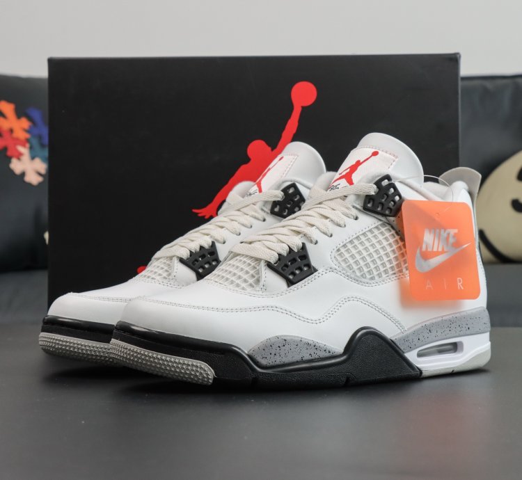 Nike Air Jordan 4 Retro White Cement 840606-192