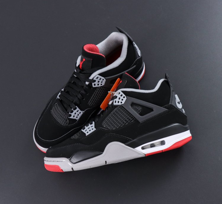 Nike Air Jordan 4 bred 308497-060