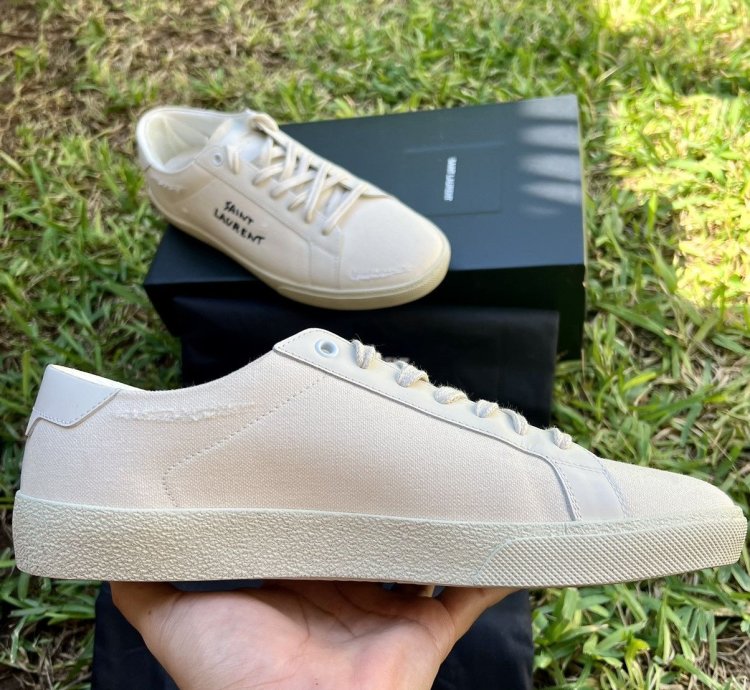 Saint Luarent Sneakers