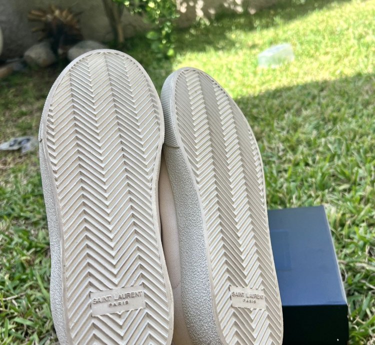 Saint Luarent Sneakers