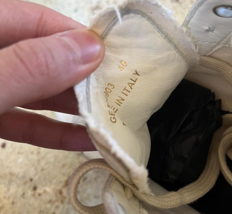 Signature Logo Sl06 In Cream