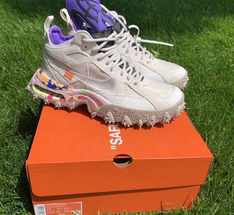 Size 12 - Nike Off White Terra Forma Summit White