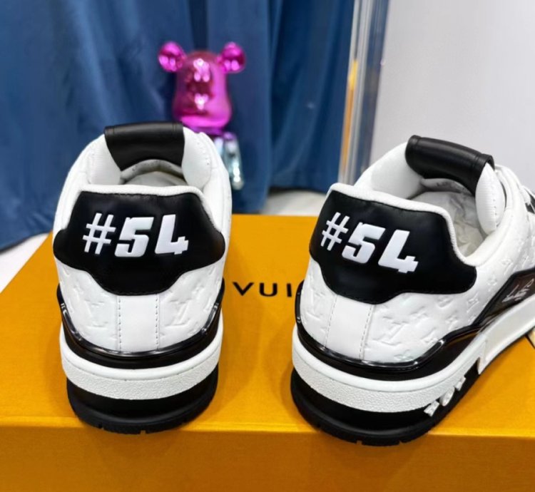 Lv Trainer Sneaker black White Monogram