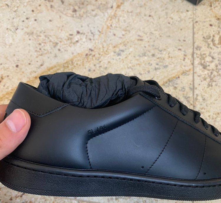 Sl01 Low Top Sneakers In Black