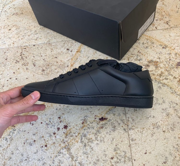 Sl01 Low Top Sneakers In Black