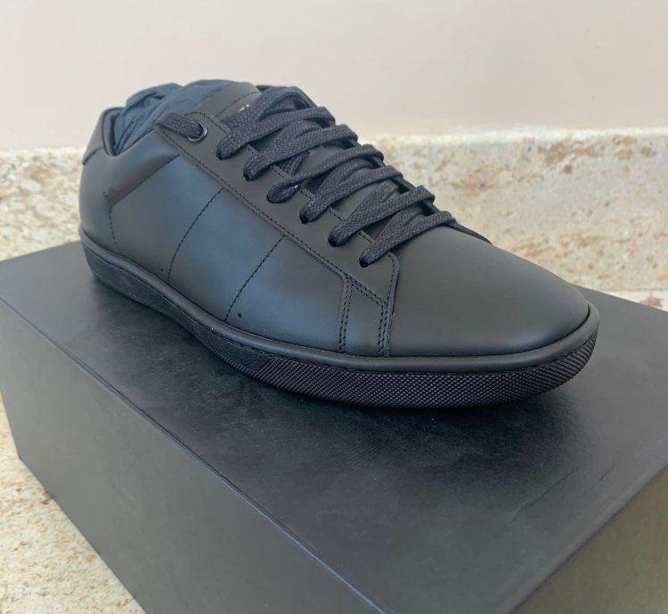 Sl01 Low Top Sneakers In Black