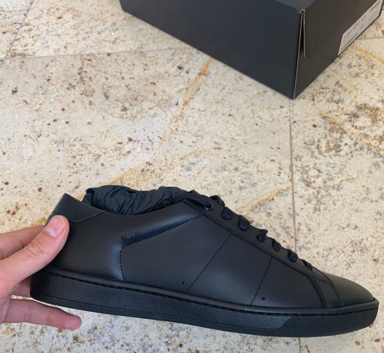 Sl01 Low Top Sneakers In Black