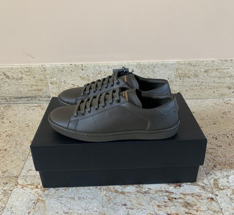 Sl01 Low Top Sneakers In Haunting Green