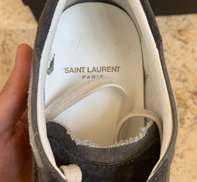 Sl06 Low Top Signature Logo Sneakers
