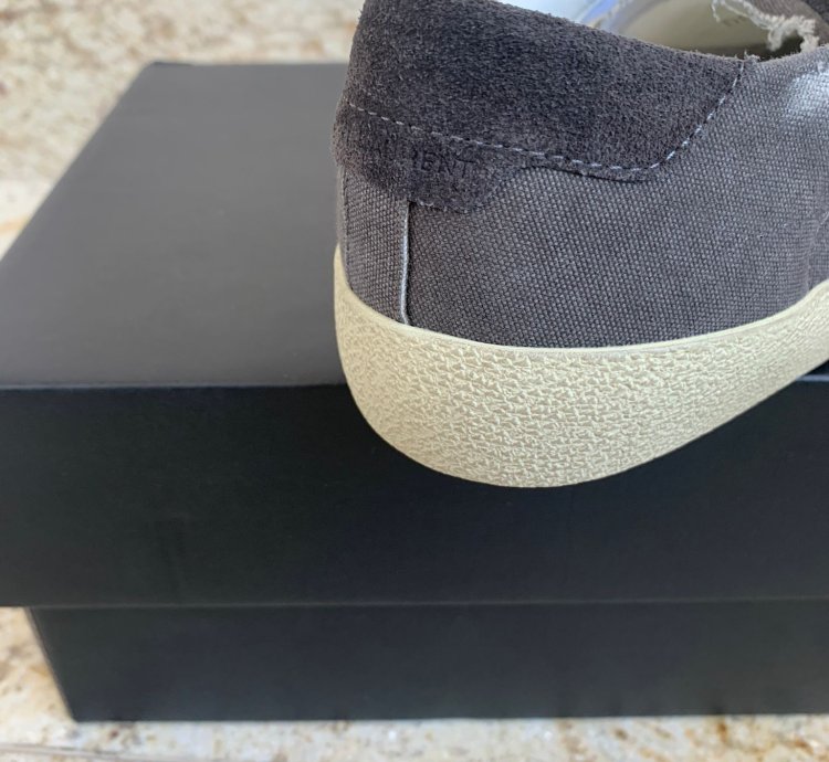 Sl06 Low Top Signature Logo Sneakers