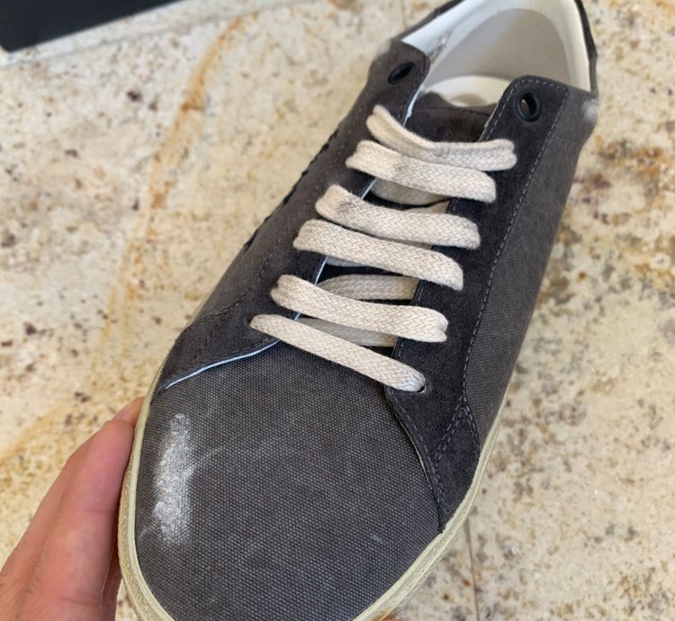 Sl06 Low Top Signature Logo Sneakers