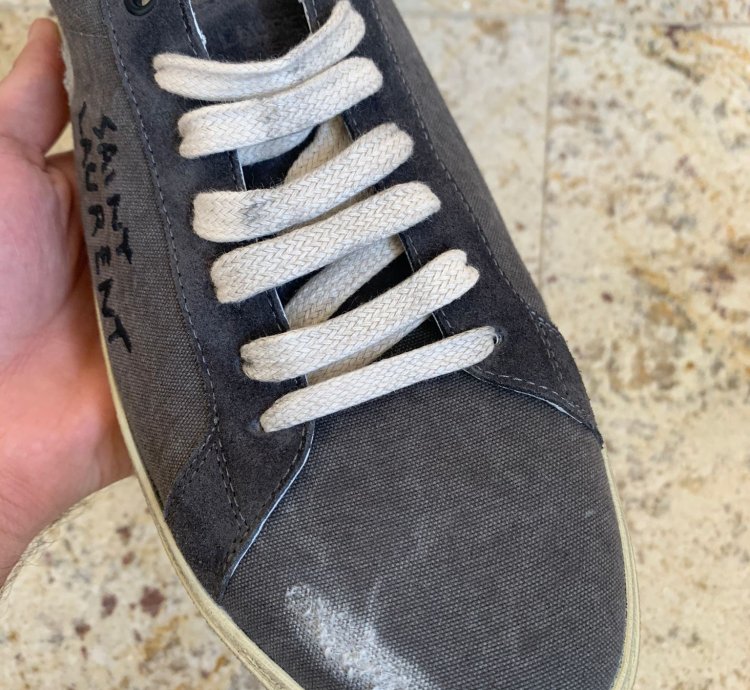 Sl06 Low Top Signature Logo Sneakers