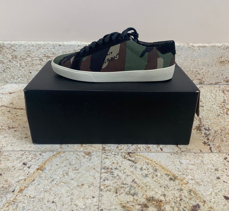 Sl06 Low Top Signature Logo Sneakers In Camo