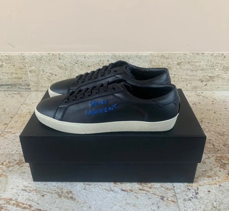 Sl06 Signature Sneakers In Black