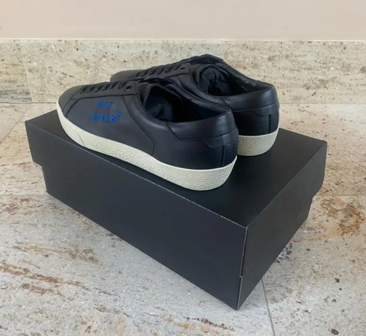 Sl06 Signature Sneakers In Black