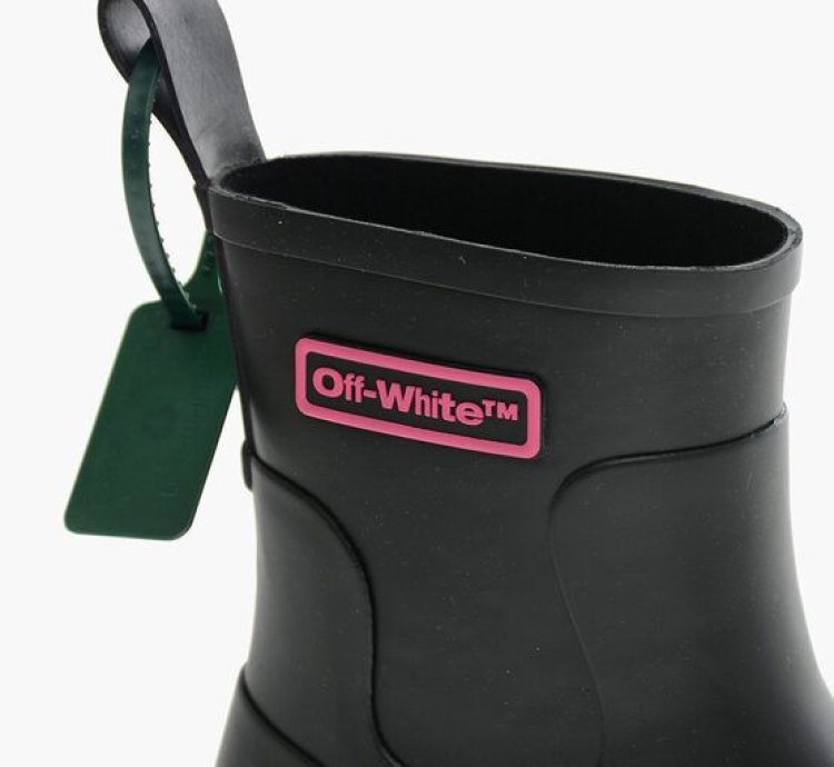 Sponge Low Boots With Embossed Logo 4cm