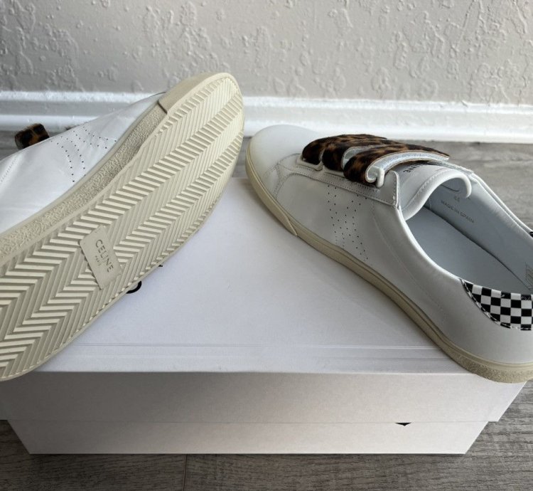 Triomphe Low Sneaker Scratch