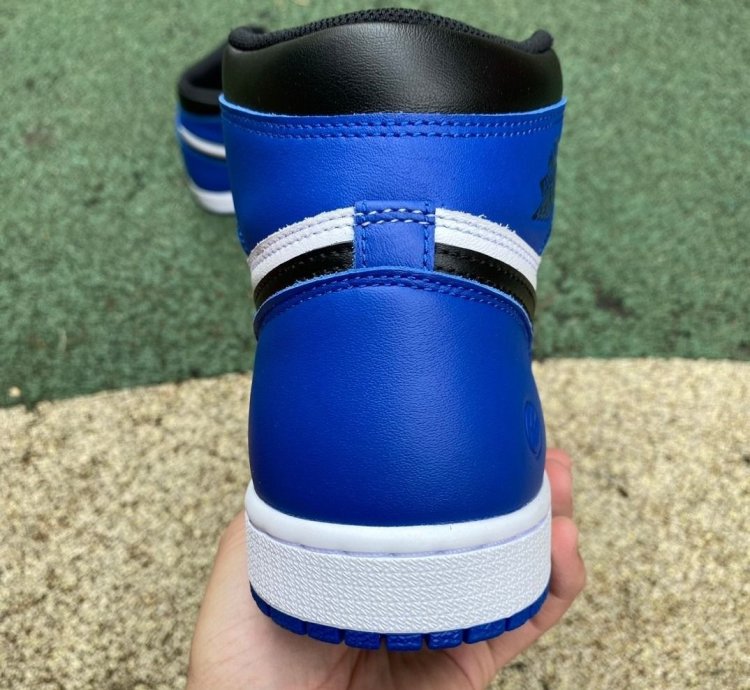 Air Jordan 1 Retro High Fragment