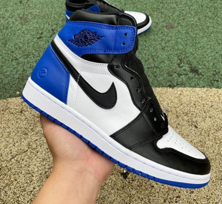 Air Jordan 1 Retro High Fragment