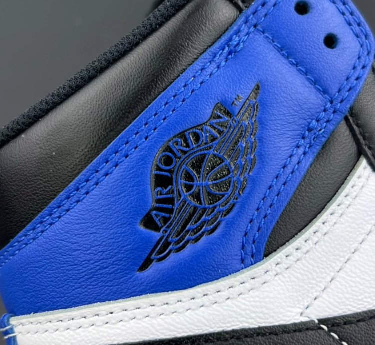 Air Jordan 1 Retro High Fragment