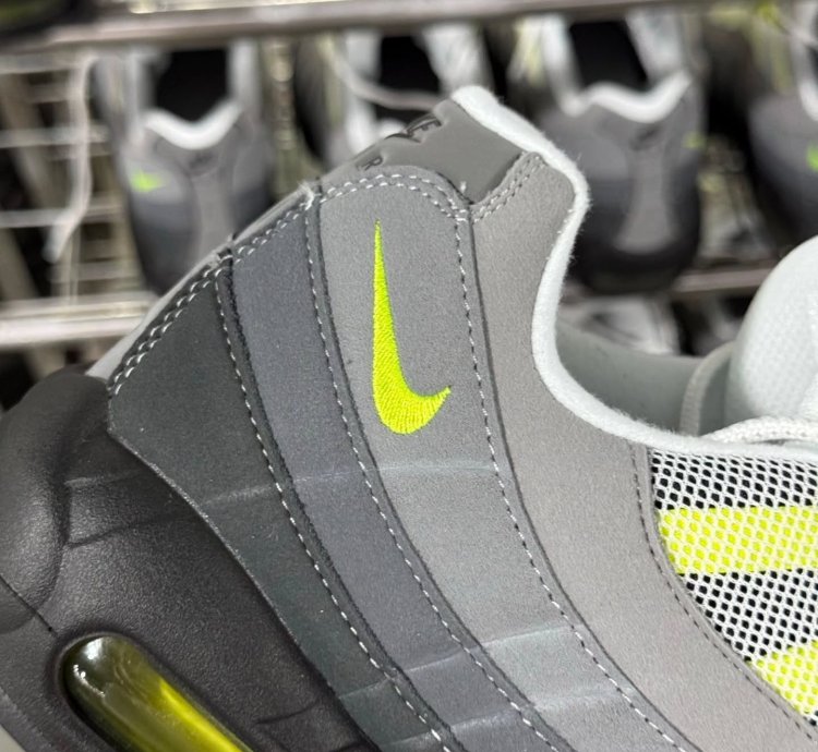 Nike Air Max 95 Og Big Bubble Neon