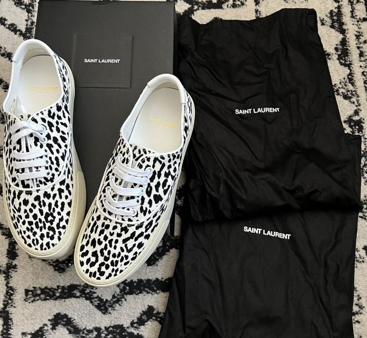 Venice Low Top Sneaker