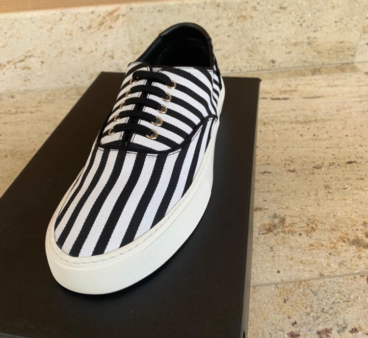 Venice Low Top Sneakers